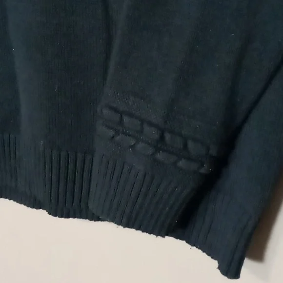 Charter Club Sparkle Gray and Black Sweater w Shoulder Buttons Size M - Picture 6 of 6